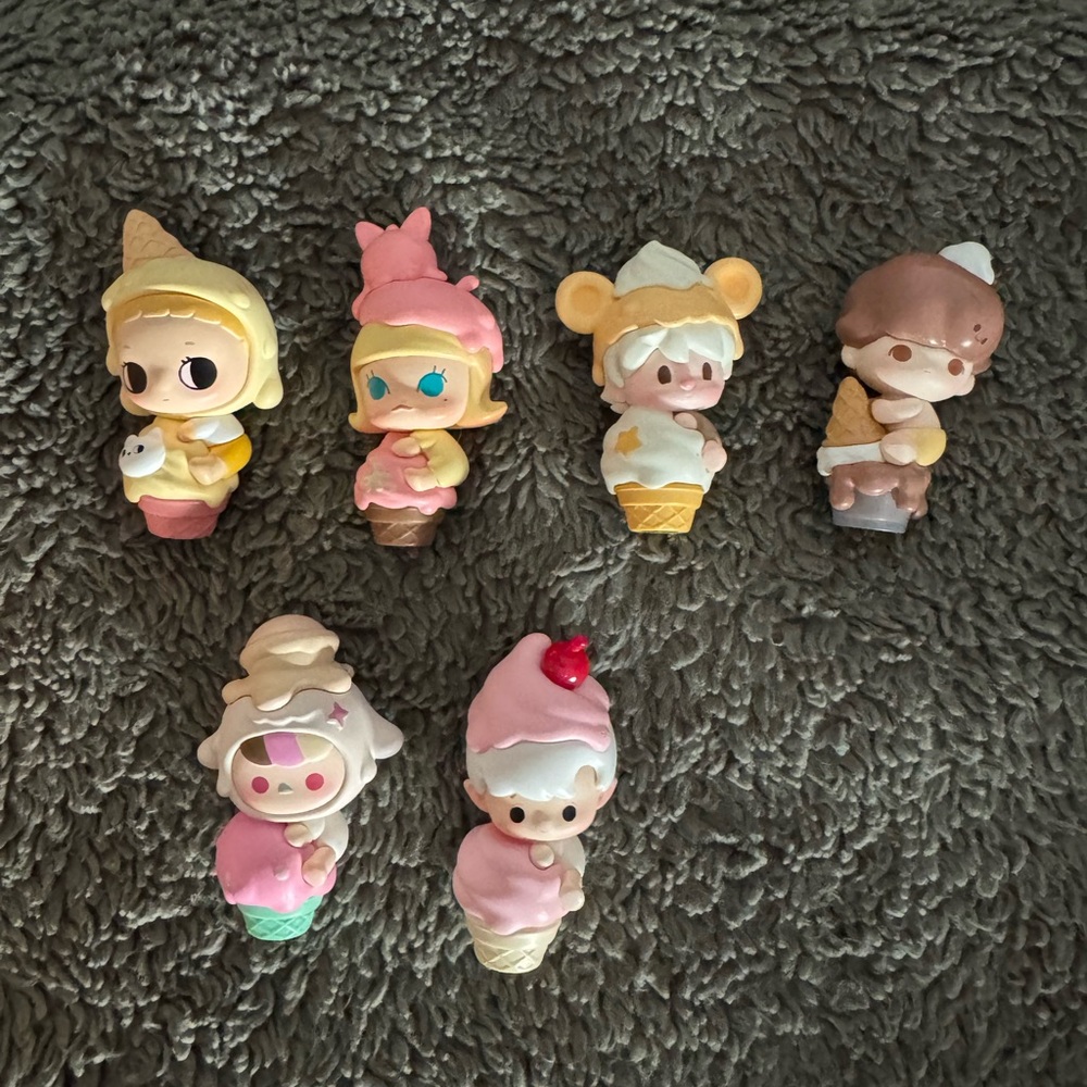 Popmart 7 pop beans Ice Cream Cone mini figures